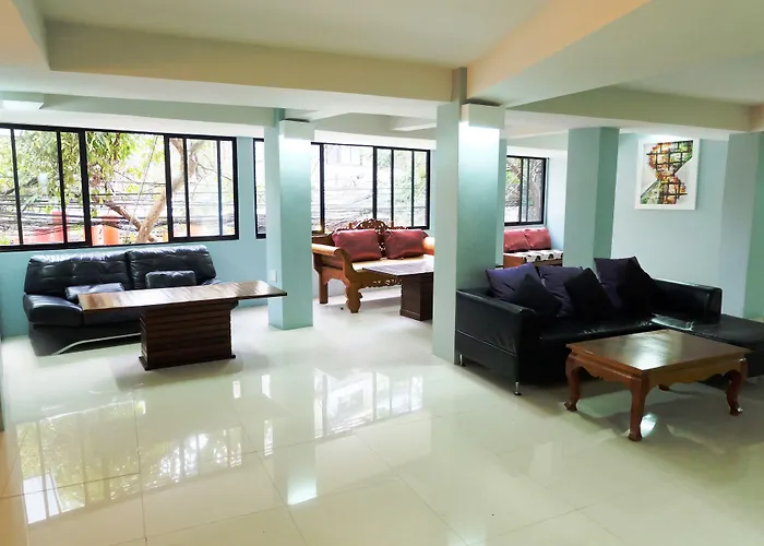 Cha-cha Khaosan Rambuttri Hotel 3*