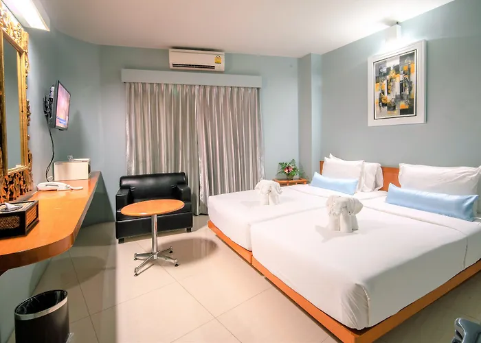 Cha-cha Khaosan Rambuttri Hotel 3*