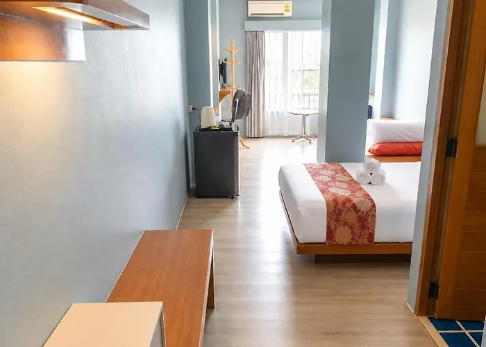 Cha-cha Khaosan Rambuttri Hotel 3*