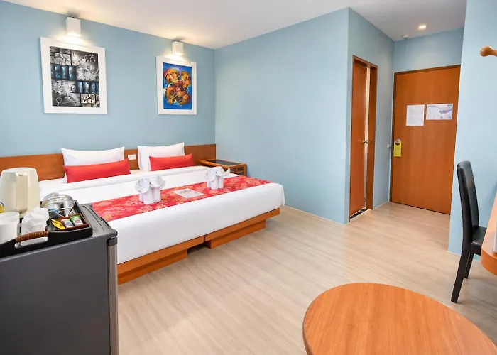 Cha-cha Khaosan Rambuttri Hotel